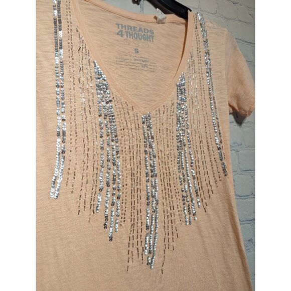 Thread 4 Thought beaded v-neck tshirt small - Picture 3 of 4